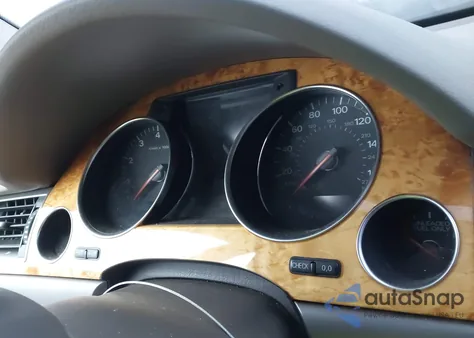 2006 Audi A8 4.2 from USA, damaged, VIN WAULL44E66N013037